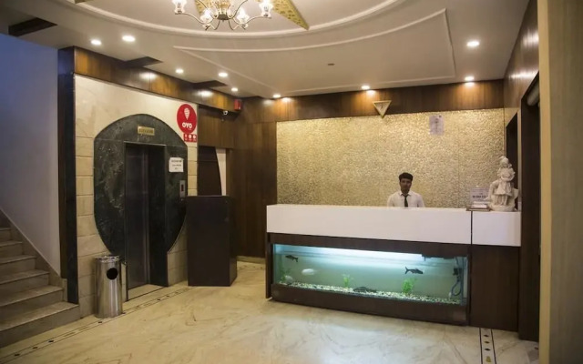 ADB Rooms Hotel Sahiwa