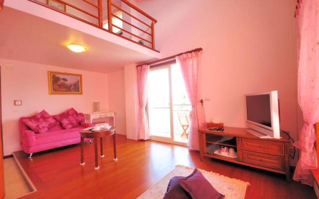 Aurora B&B