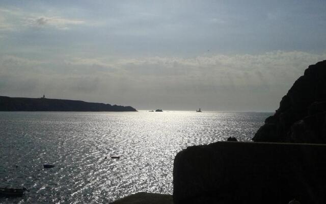 Maison Entre Terre Et Mer