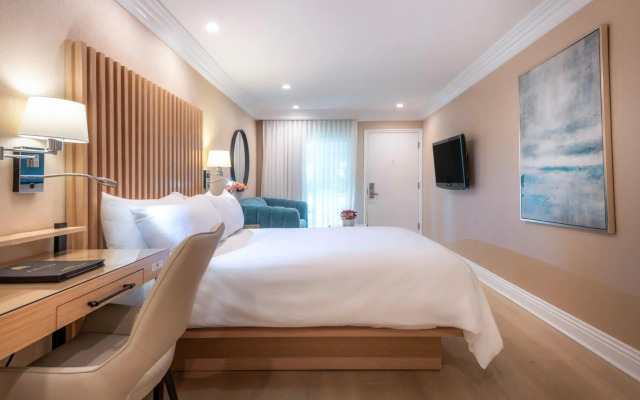 Beverly Hills Plaza Hotel & Spa