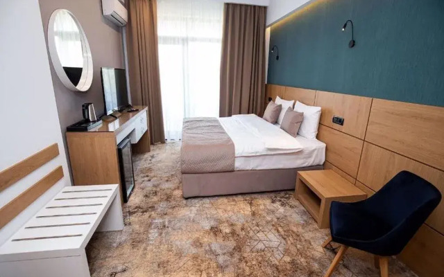 Grand View Hotel & Suites Copou