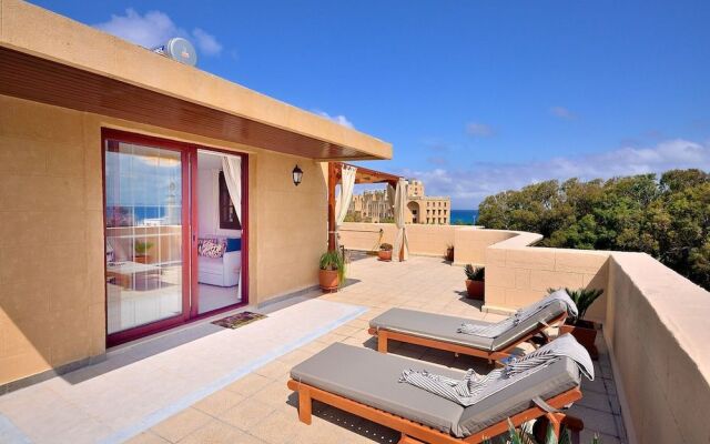 Center Penthouse