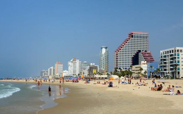 Dream Beach TLV Boutique Hotel