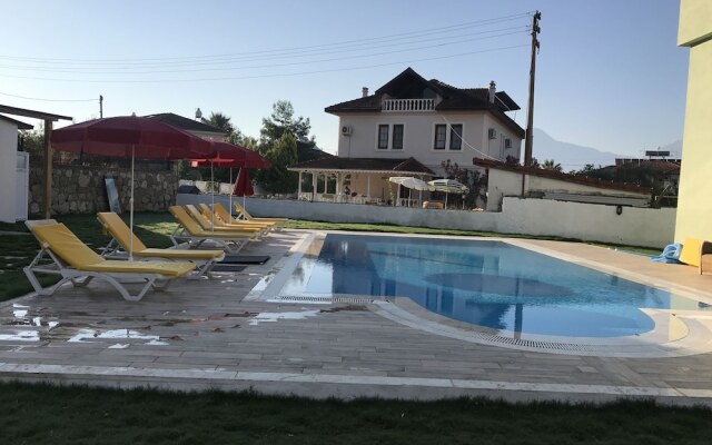 Infinity Lilly Apartments