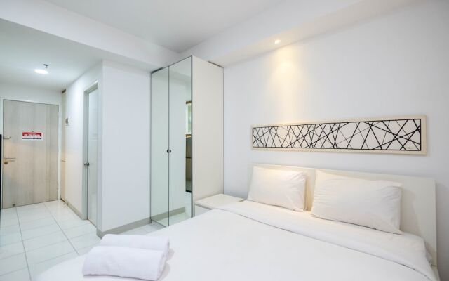 Fully Furnished With Japanese Style Studio Azalea Suites Apartment