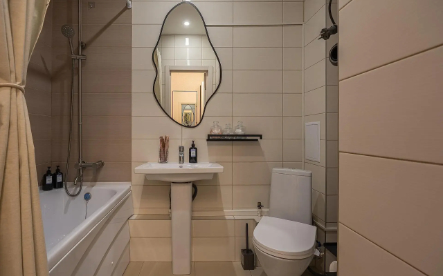 Как Дома на Академика Сахарова 97к1