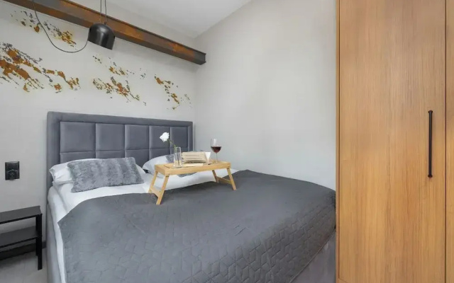 Gdynia Downtown Apartment by Renters