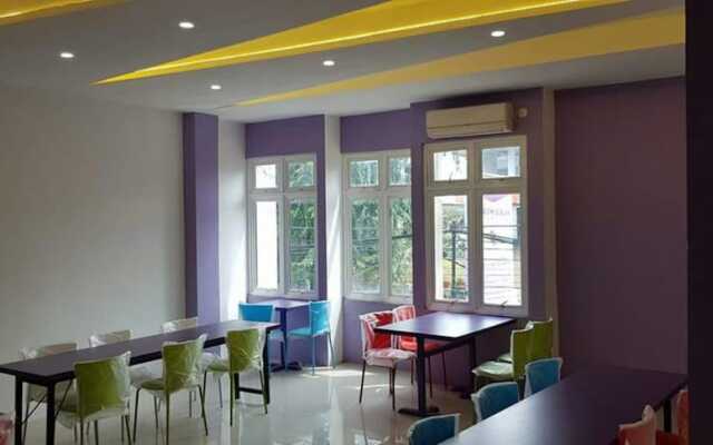 Hotel Ungu Pas Kangen Bekasi