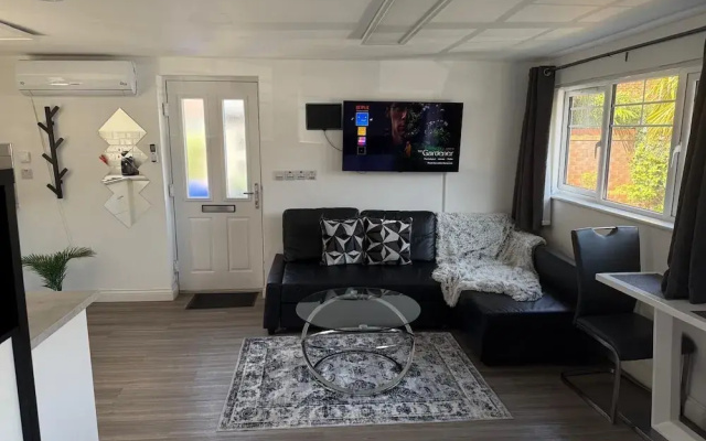Inviting 1-bed Studio in Manchester & Feel at Home