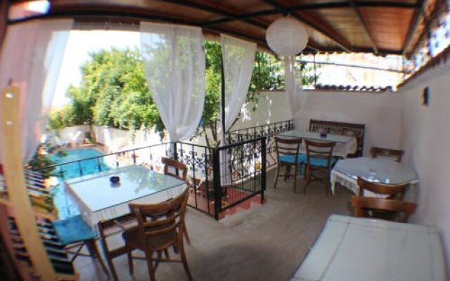 Cundahan Guest House