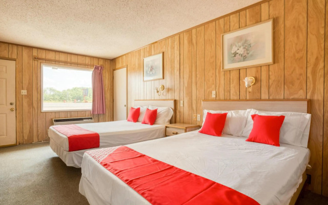 OYO Hotel Breckenridge TX Hubbard Creek Lake