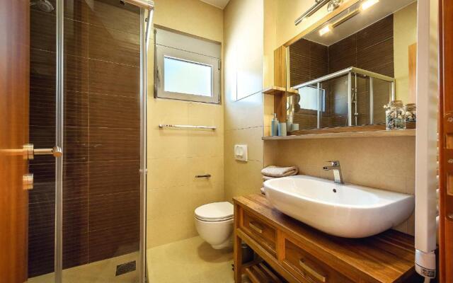 2MONTENEGRO LIMETA APARTMENTS with pool
