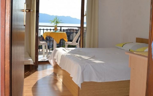 Apartment Jozo - 150 m from pebble beach: A3 Gradac, Riviera Makarska