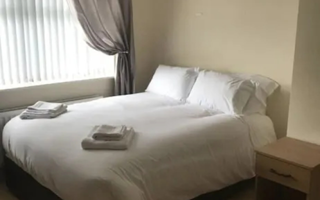 The cosh house - Lovely 4-Bed House in Londonderry