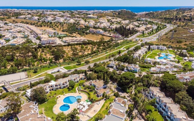 Clube Albufeira, Family Holidays with Pool View