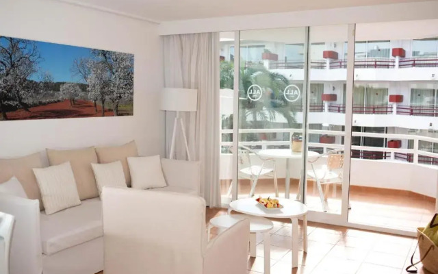 Apartamentos Llobet Ibiza