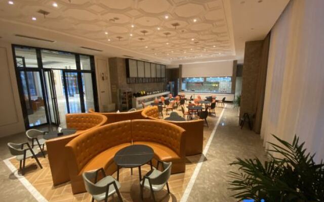 Vienna International Hotel (Jiujiang Pengze Kangyang Branch)