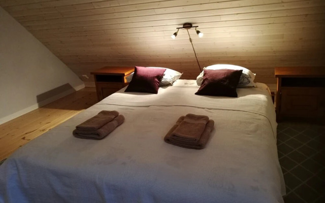 Gården mellan Slotten