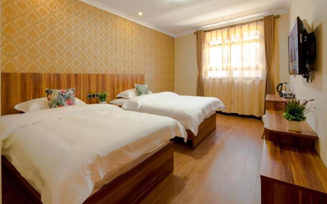 Shangri_La Lamtin Youth Hostel