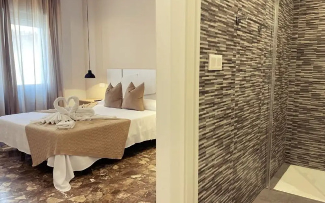 RoomBoutique32