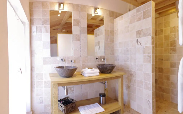 Les Carriers Maison D'hôtes