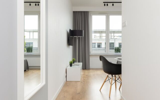 Apartment Warsaw Sławińska by Renters