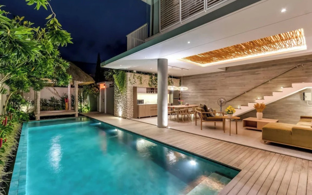 Swan Villas in Seminyak