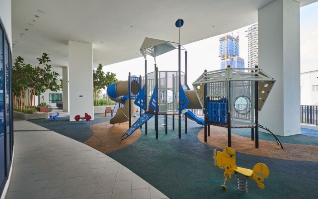 OYO Home 1143 Elegant 2br I-soho I-city