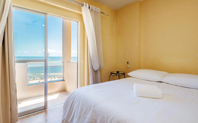Apto Com Bela Vista Para A Praia Cet602