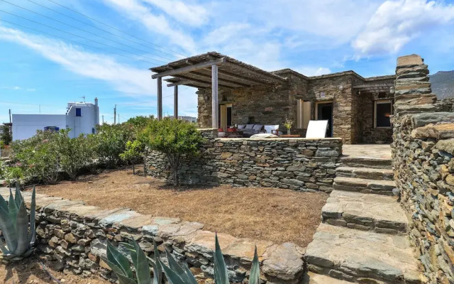 Sea-aura House in Tinos