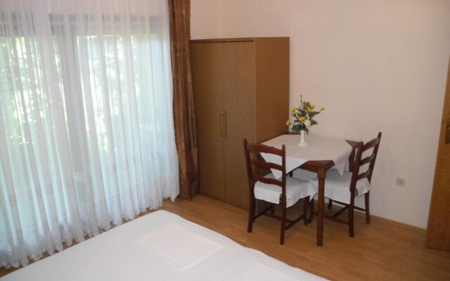 Apartment Dubravka 4 1 pax