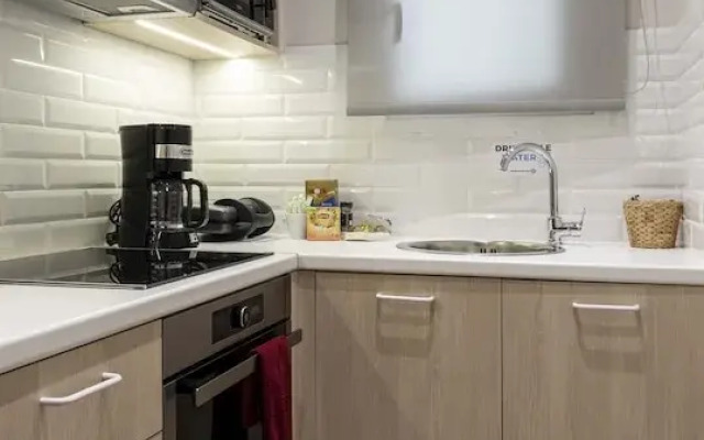 Champions Apt in N. Kosmos neighbourhood