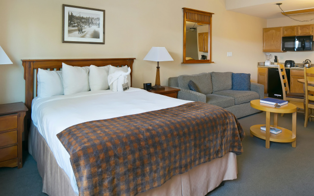 Mammoth Mountain Inn - Image 3