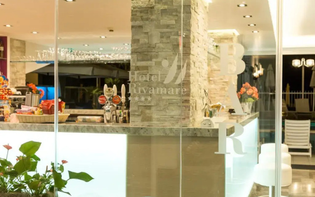 Hotel Rivamare