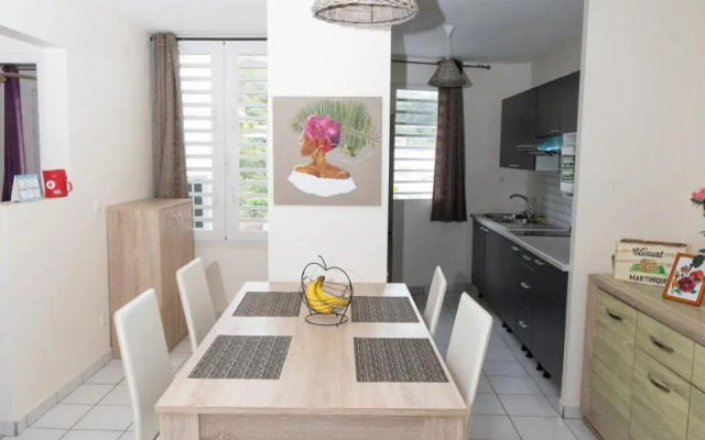 case an nou Martinique 3***