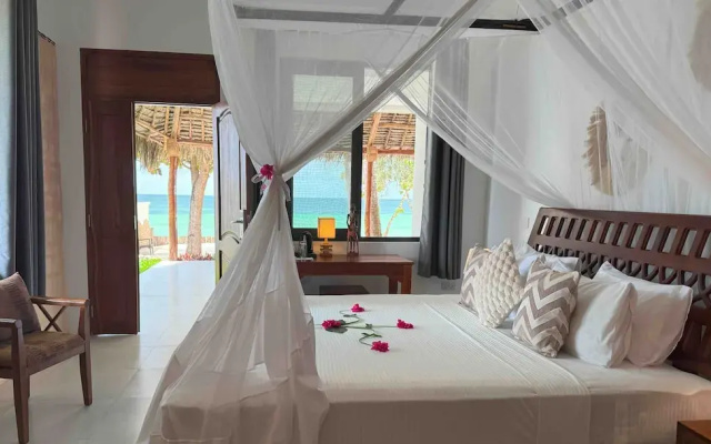 MANOLO Beach Resort