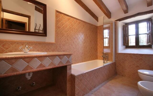 Villa - 3 Bedrooms with Pool and WiFi - 103142