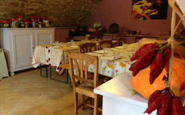 Agriturismo Zafferano E Dintorni