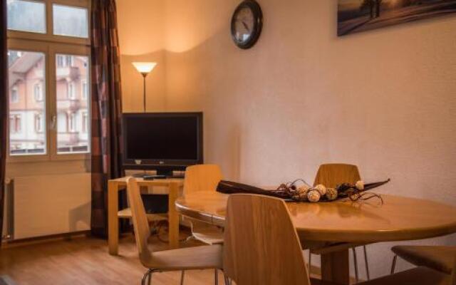 Chalet Cecile - Hotel Tell