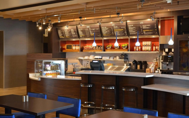 Courtyard by Marriott Youngstown Canfield