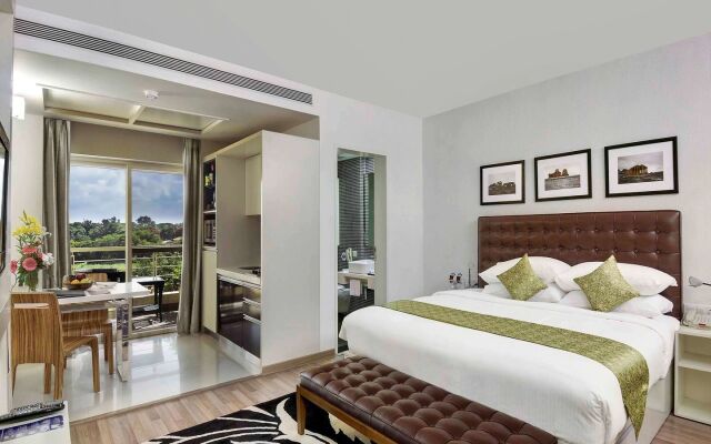 Grand Mercure Vadodara Surya Palace Hotel