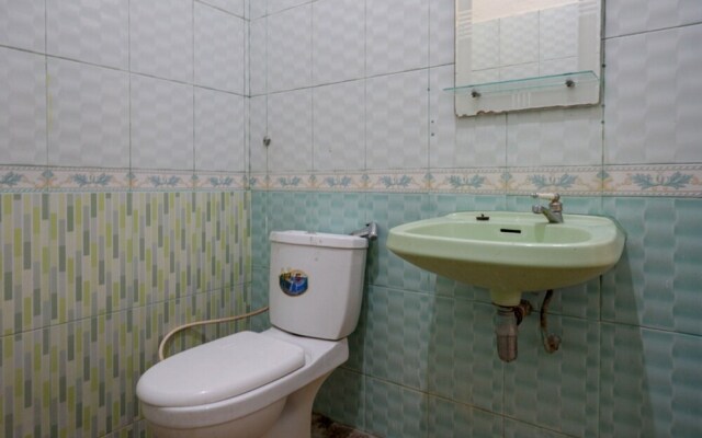 Alam Raya Hotel by RedDoorz