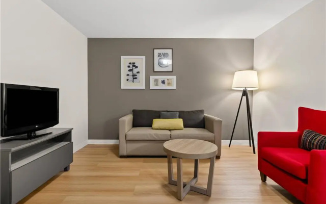 Country Inn & Suites by Radisson, Roanoke, VA