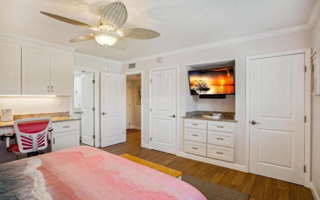 Land's End 7-206 Beach Front - Premier