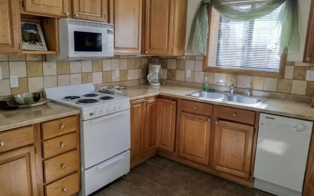 Alpenglow Vacation Rentals