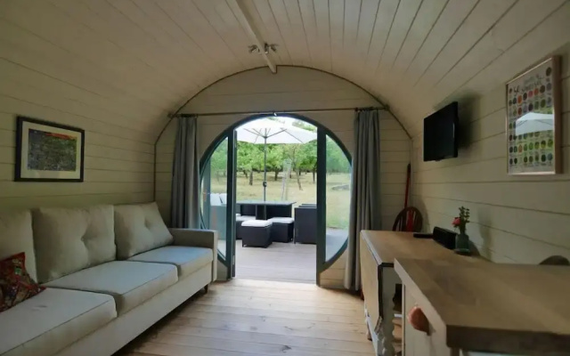 Orchard Farm Luxury Glamping
