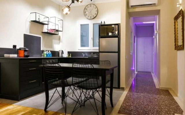 Brand New Central Luxury Residence