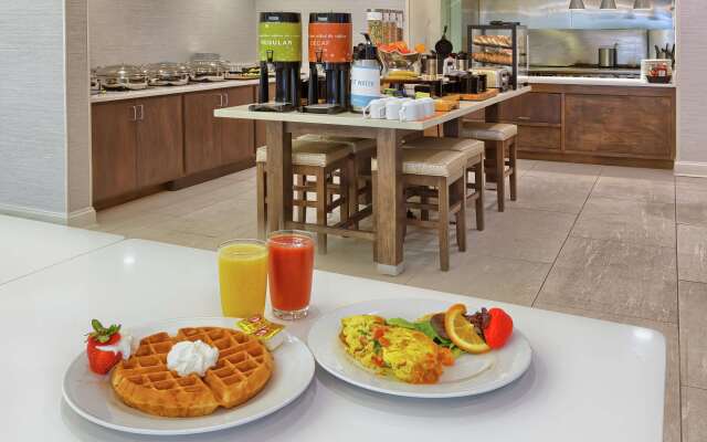 Hilton Garden Inn Kent Island Marina