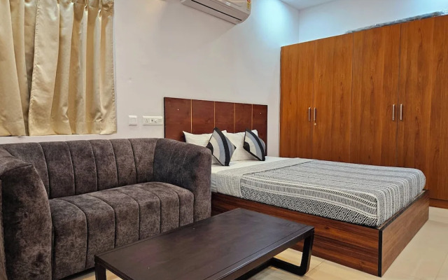 Crescent Stays Serviced Apartment
