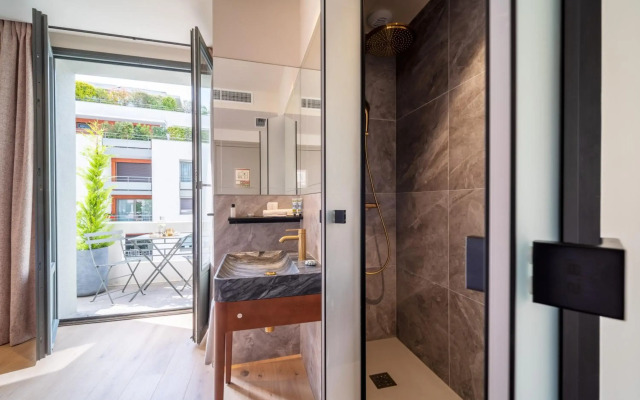 Hebe Hotel
